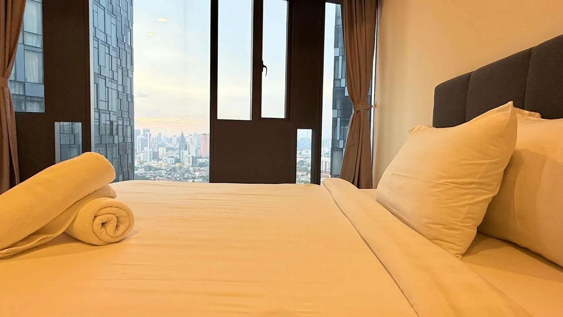 Holiday Suites At Star Kuala Lumpur Apartment